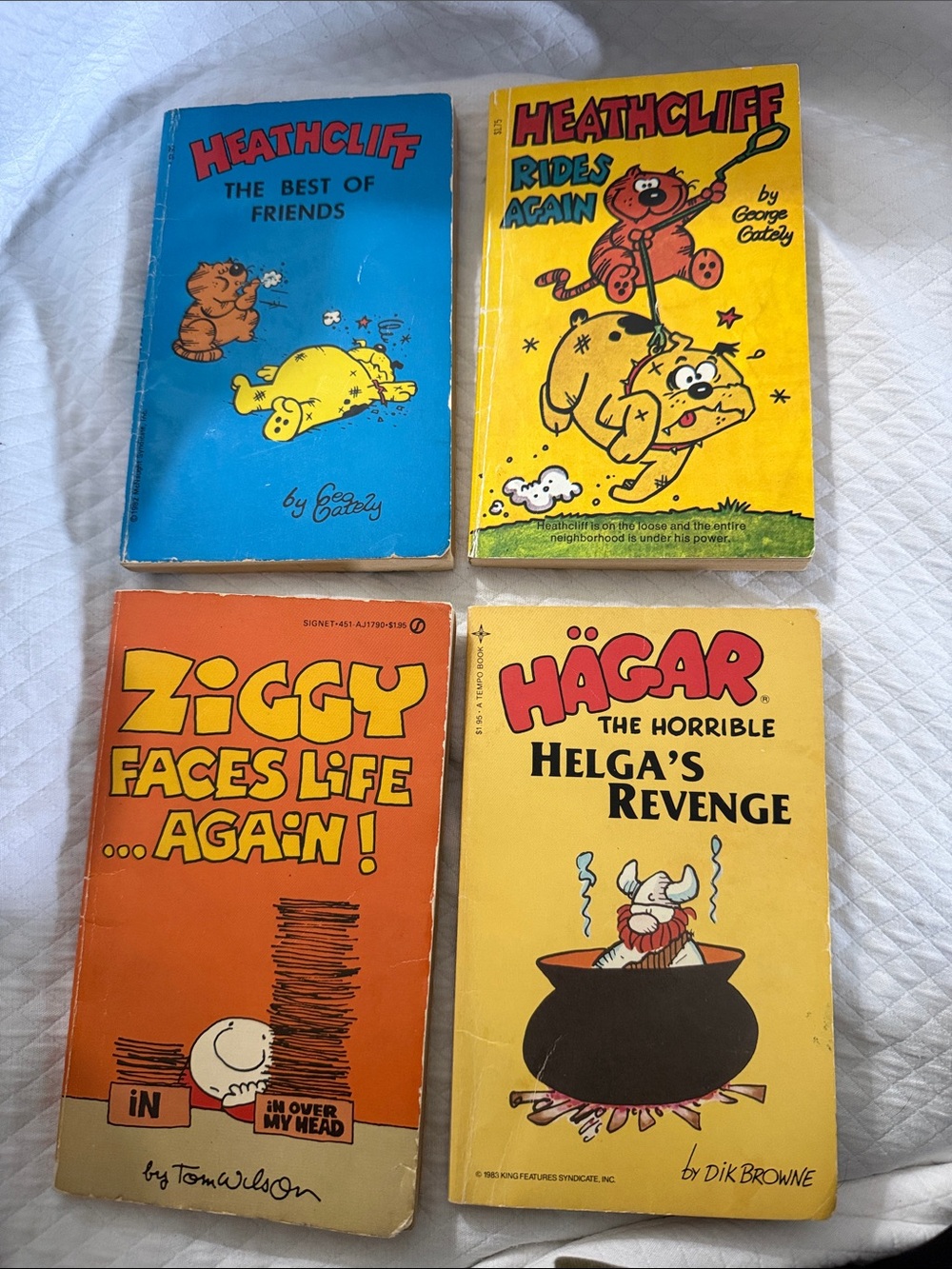 Vintage Comic Paperback books Lot of 4: Heathcliff, Ziggy, and Hägar